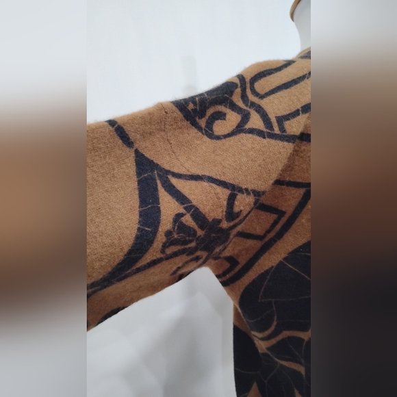 VINTAGE LISANDRO SARASOLA SWEATER - Picture 5 of 13